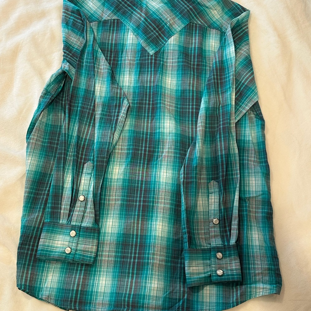 Ariat Women’s Teal Plaid Button Down Shirt - Picture 7 of 7